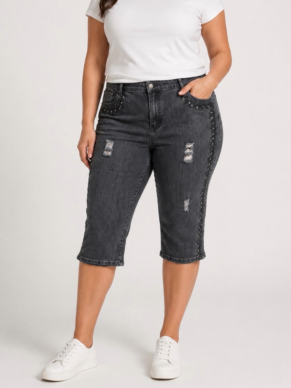 NWT Comfort Denim Embellished Black Denim Jeans 18